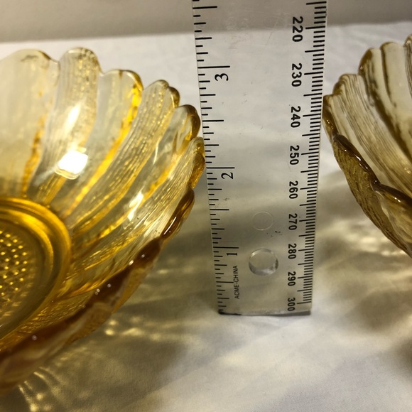 Pair of Vintage Anchor Hocking Amber Gold Sunflower bowls 1960s 6” - Picture 11 of 11
